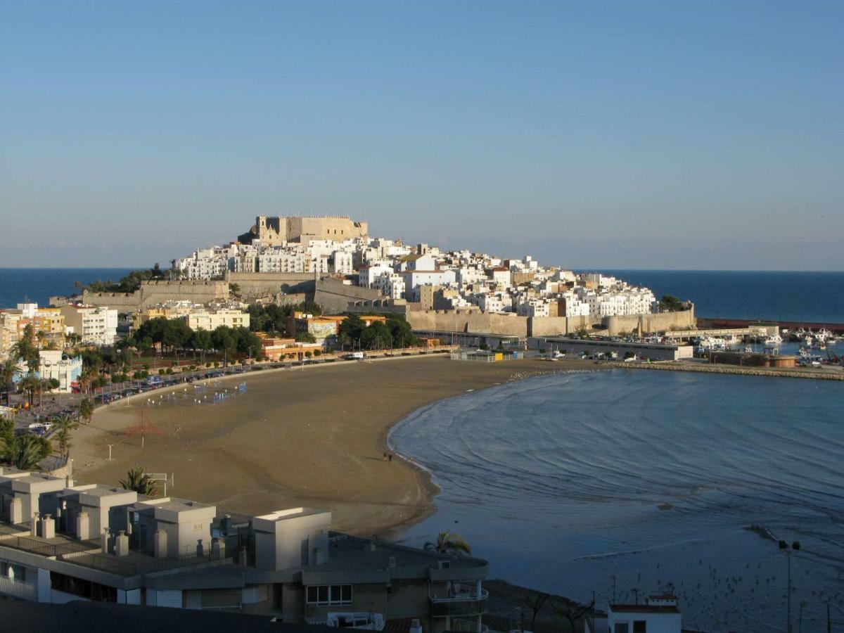 Primera Linea En Playa Sur. Plaza Constitucion Peñíscola Exterior foto